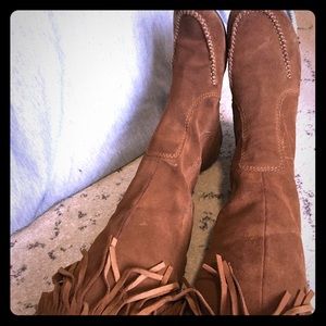 Brown suede fringe boots